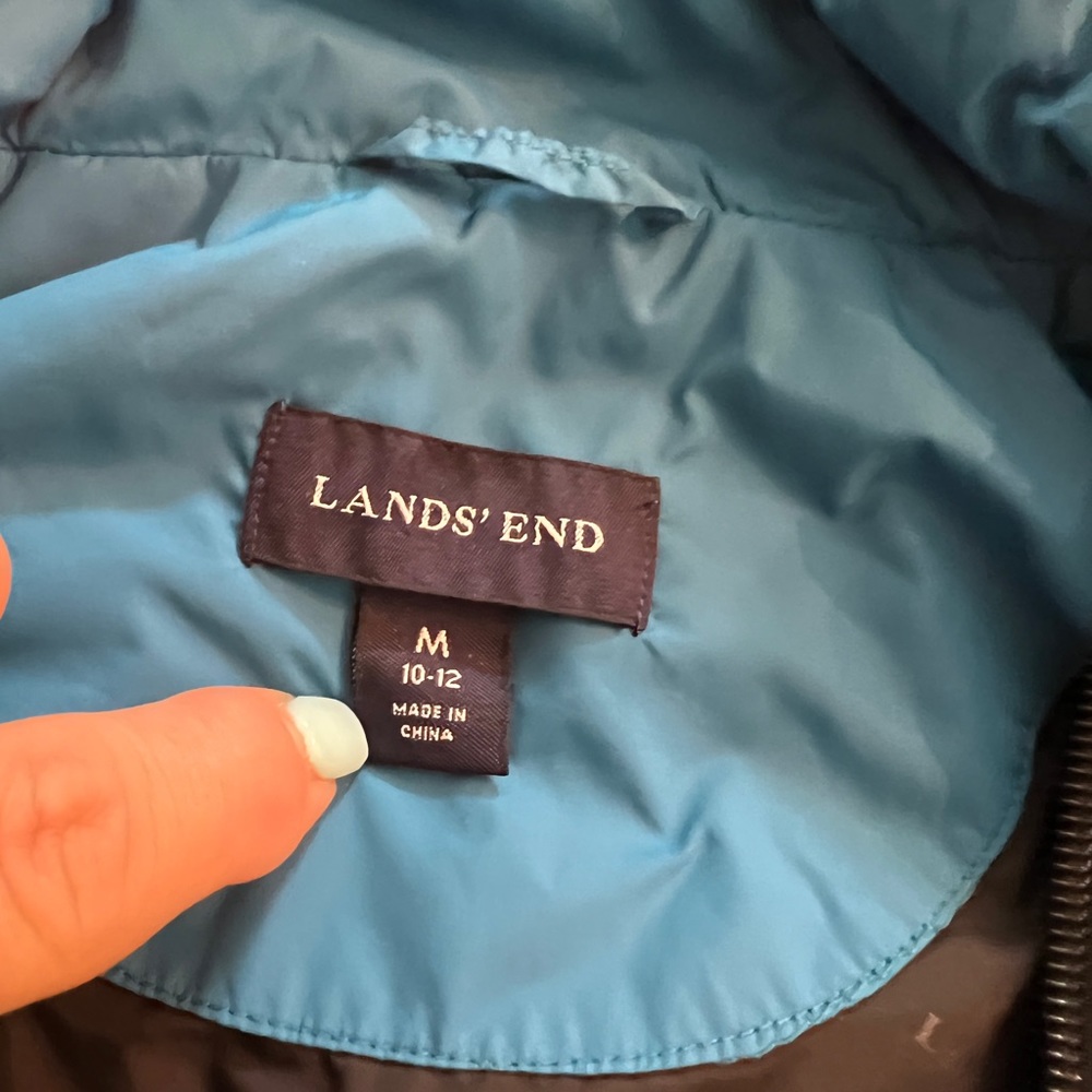 Women’s Lands End Puffer Vest- Size M - Picture 7 of 7